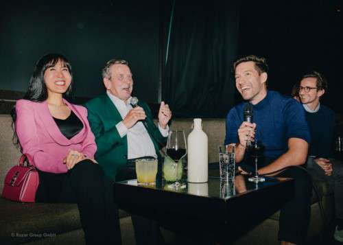 ǰʩ_ڰֳϯRazor Group